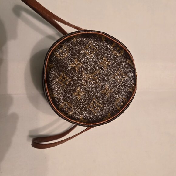 Louis Vuitton Papillon Duffle Bag PLUS LV Monogram Mini Pouch Make Up Bag - Picture 10 of 15